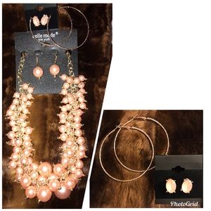 ROSE GOLD CLUSTER NECKLACE & 3 PAIR OF EARRINGS 💕